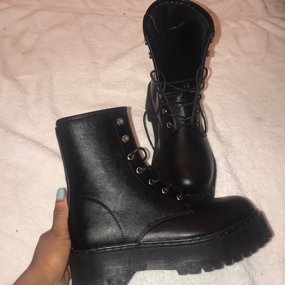 Platform boots - Picture 2 of 4